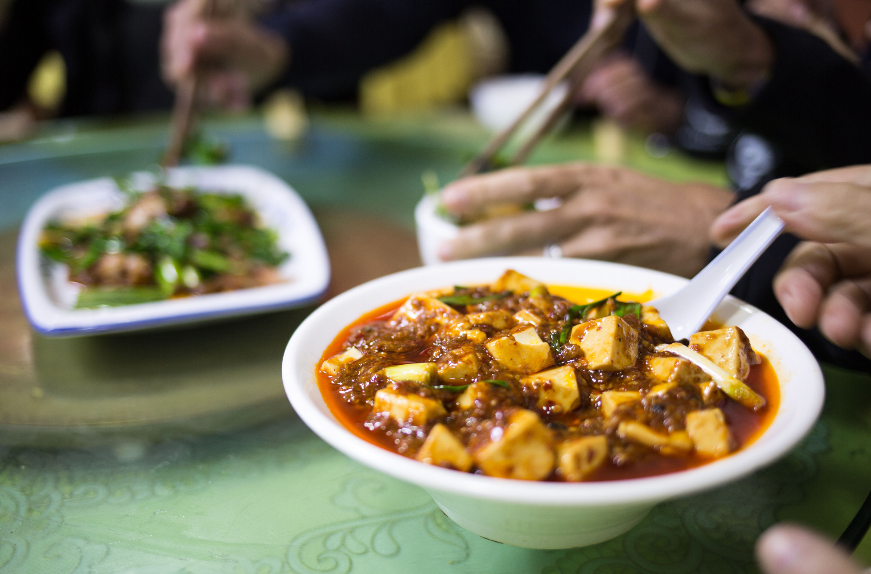 Evening Food Tour by Tuk-tuk with Chengdu Insiders