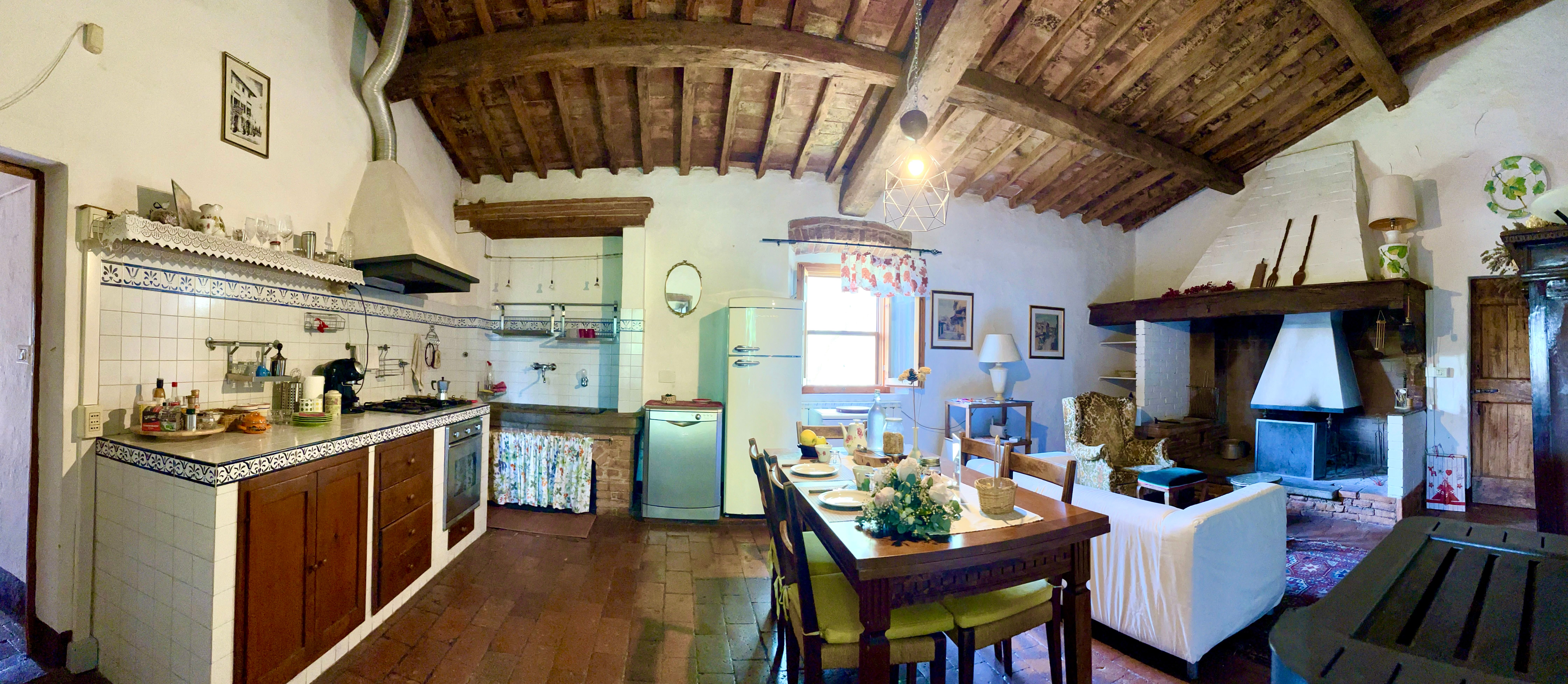 Experience Harvesting Vegetables and Pasta Culinary Class at a Tuscan Villa