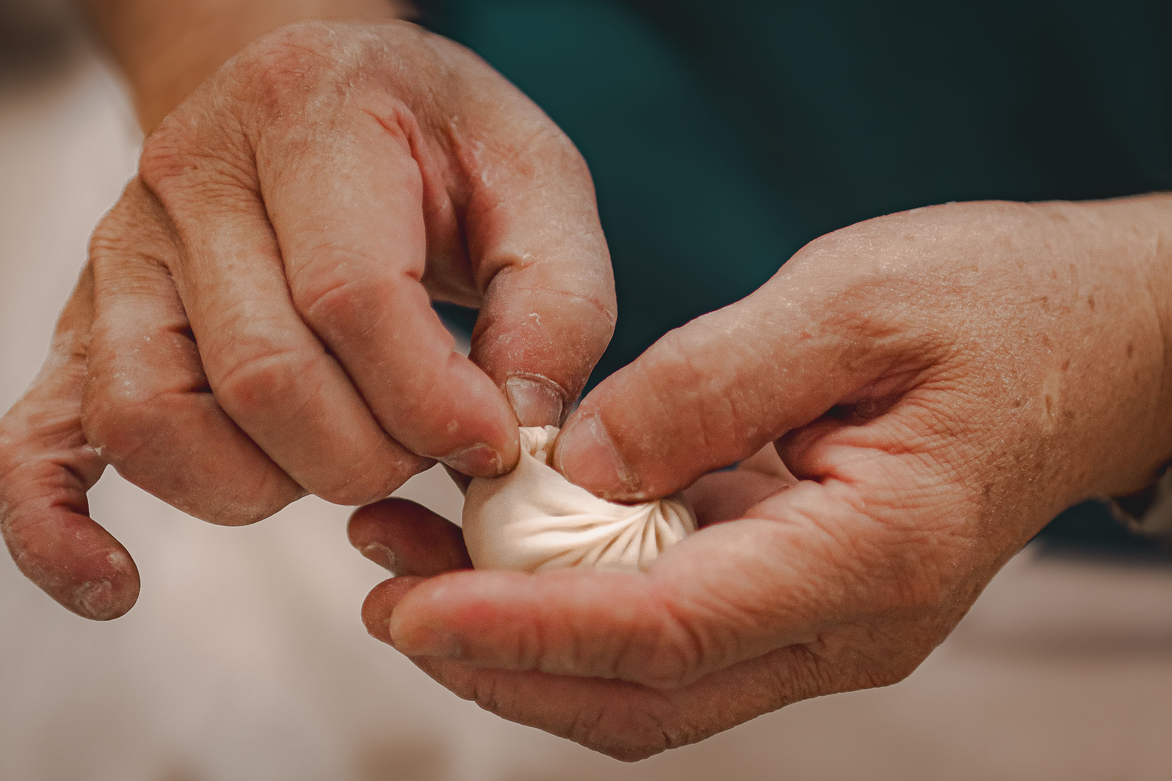 Keelung Market Tour & Soup Dumpling Workshop: A Taste of Local Life