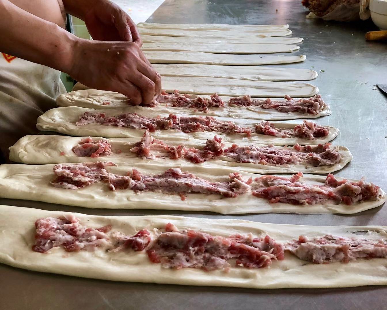 Explore the Most Down To Earth Market in Chengdu