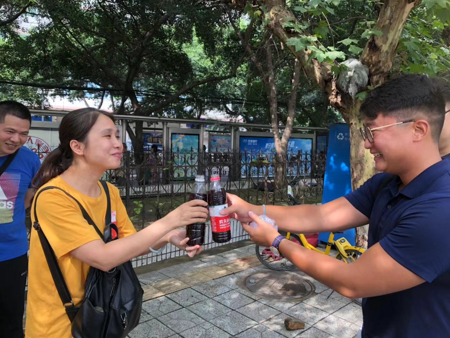 Explore the Most Down To Earth Market in Chengdu