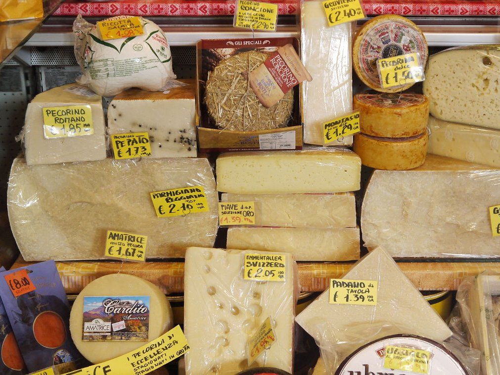Exploring and taste local food markets with Riccardo