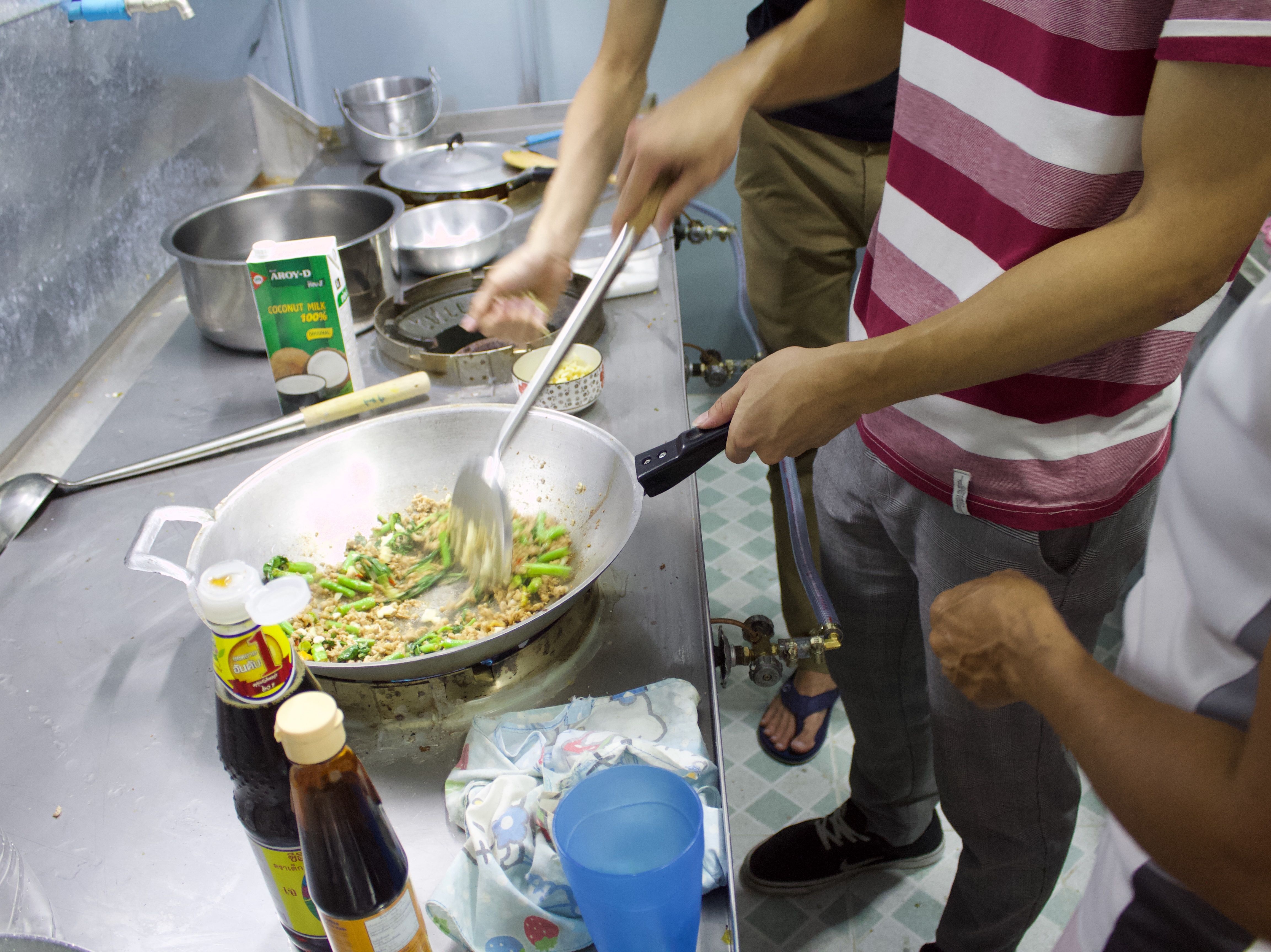 Mom's Authentic Home Style Thai Cooking Class