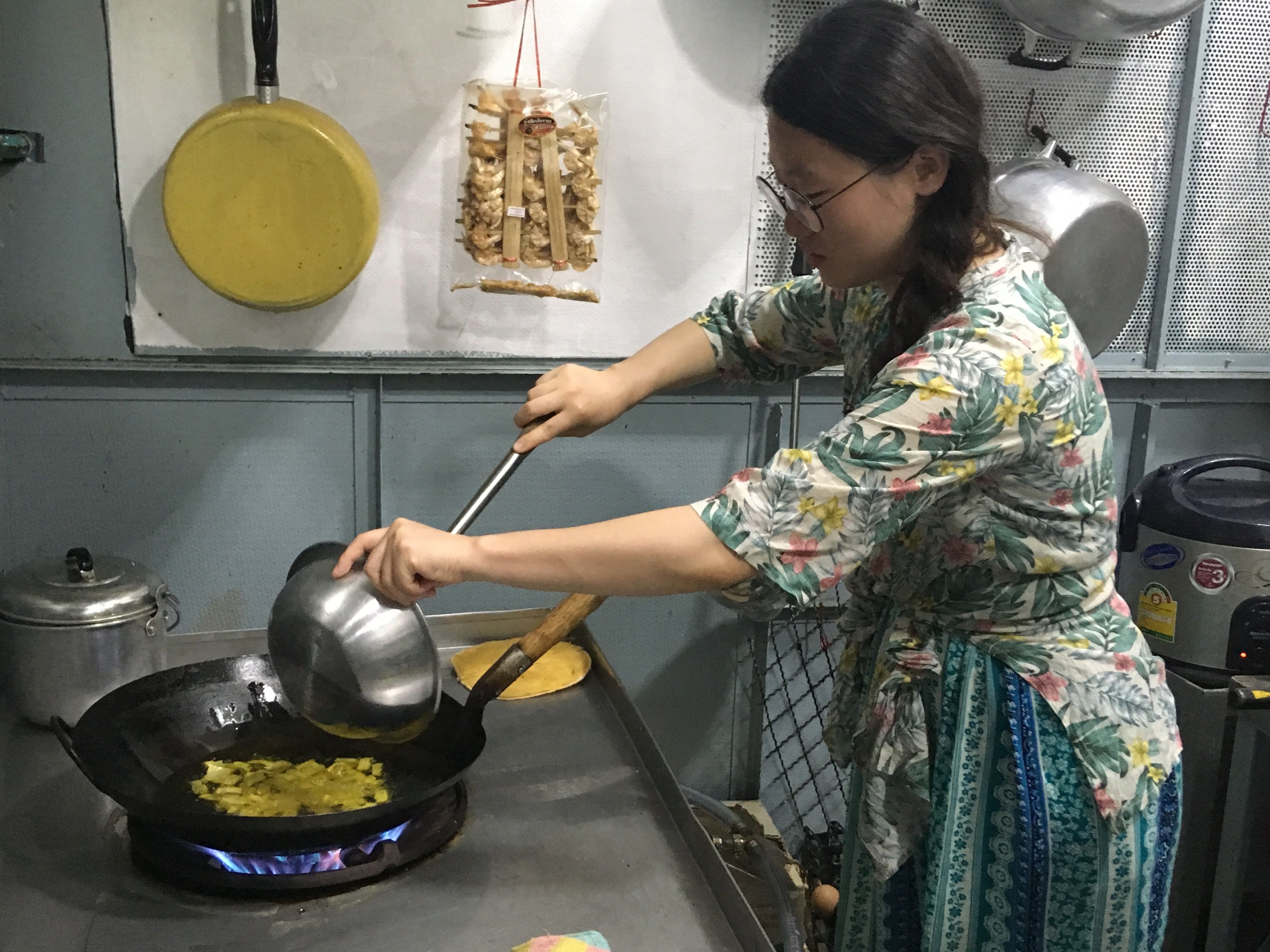 Mom's Authentic Home Style Thai Cooking Class
