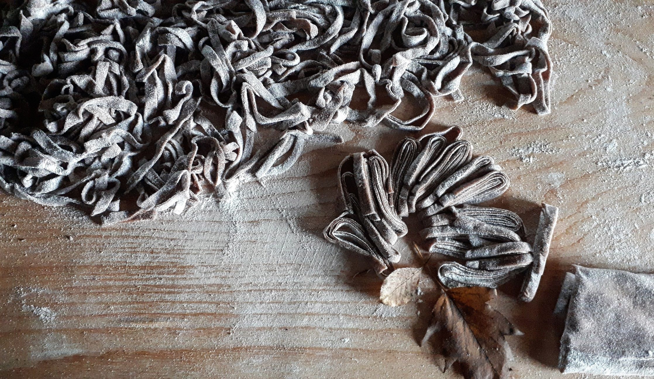 Flavored Handmade Pasta Class in an Ancient Tuscan Farmhouse