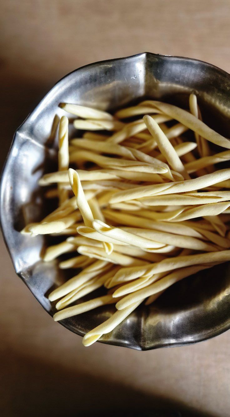 Flavored Handmade Pasta Class in an Ancient Tuscan Farmhouse