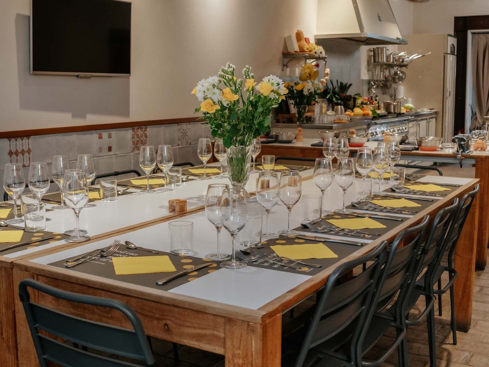 Florence: Market Tour and Full Course Tuscan Cooking Class