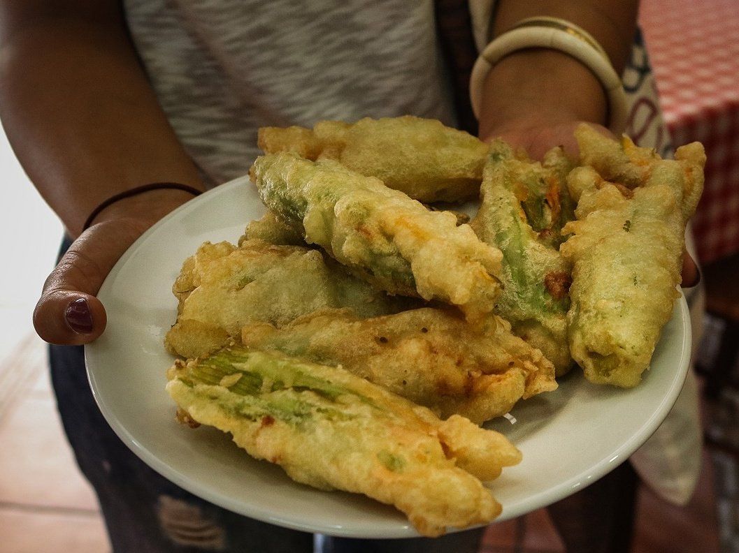 Food Tour of Rome with Campo De Fiori, Jewish Quarter and Trastevere