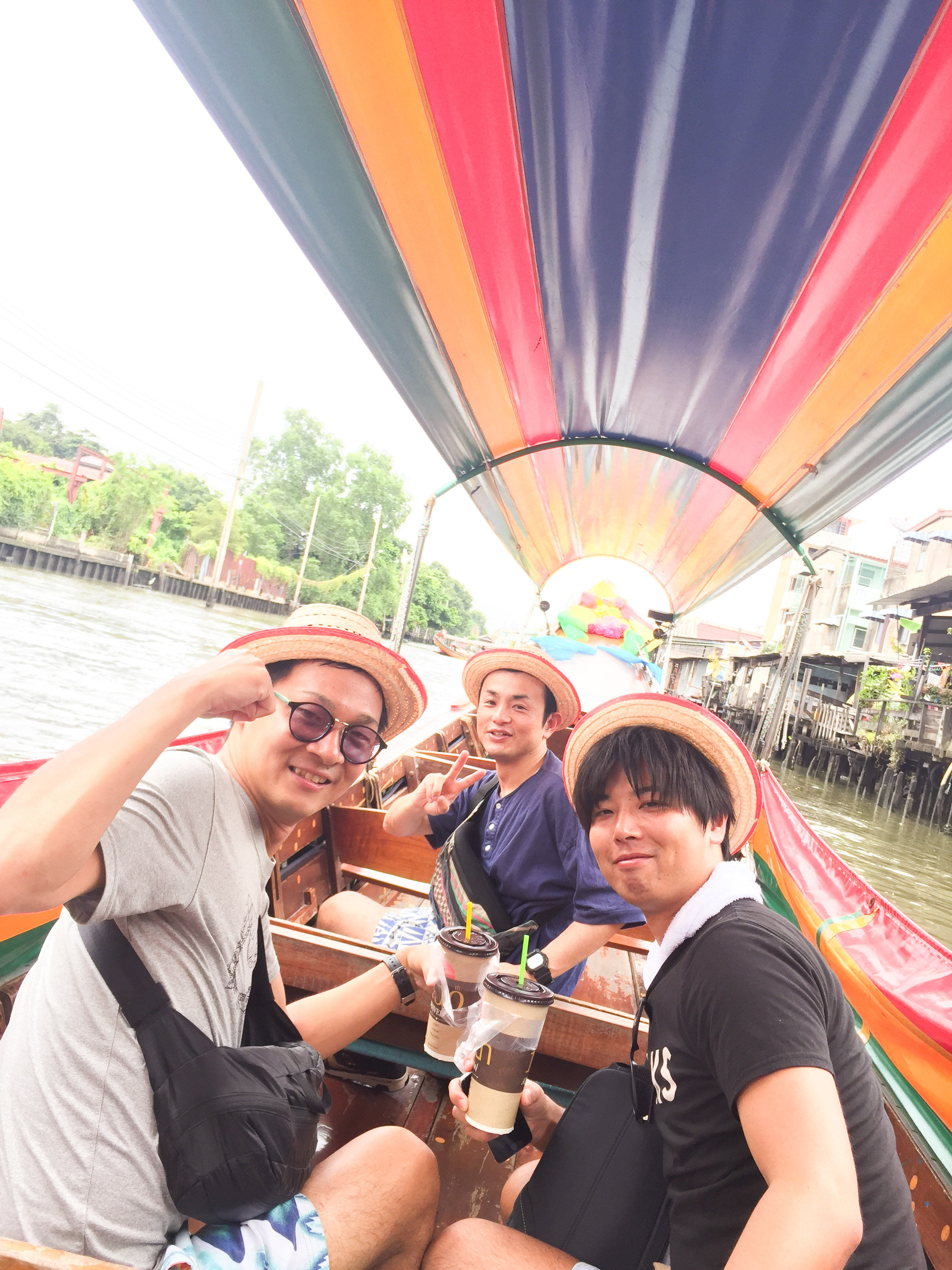 Foodie Tour & Private Boat Riding