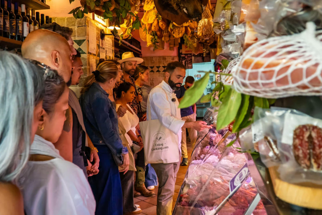 From Market to Table: Private Farmer’s Market Tour & Fresh Pasta Making Experience in Piazza Mattei  (Up to 12 Guests)