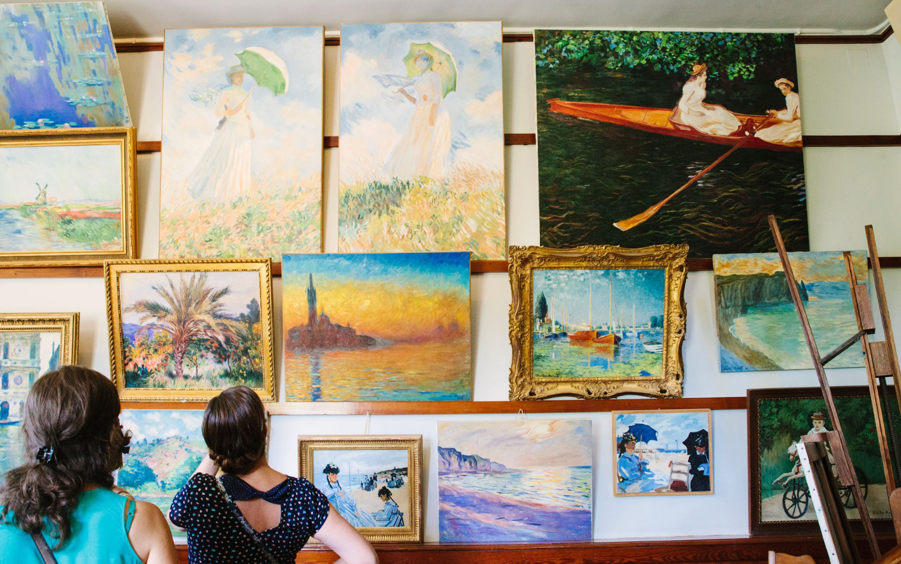 From Paris: Skip the Line Monet Gardens & Giverny Bike Tour with Market Picnic Stop
