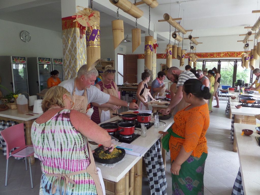 Full-Day Balinese & Indonesian Cooking Class with Market & Garden Tour