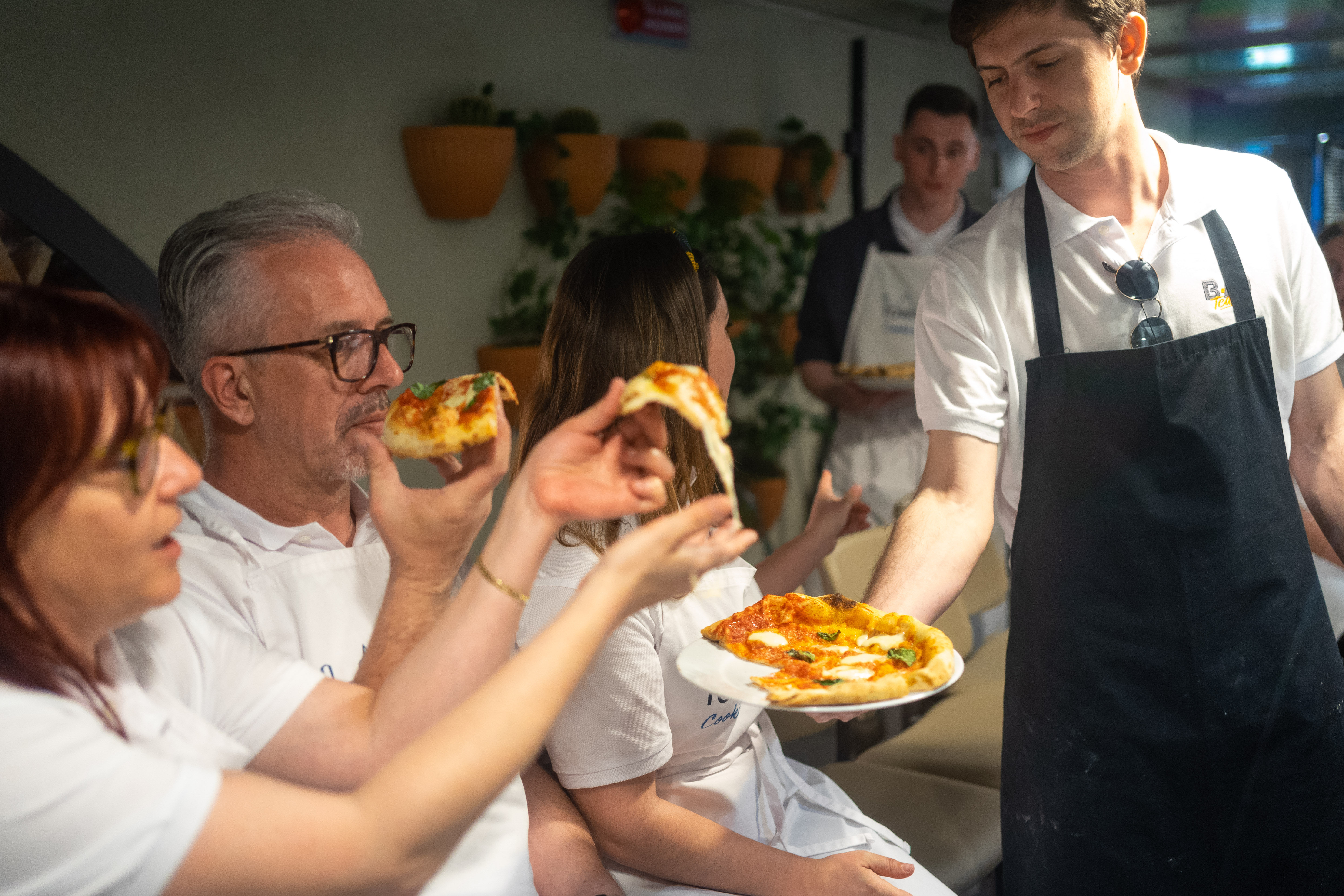 Gelato and Pizza Cooking Class in Milan