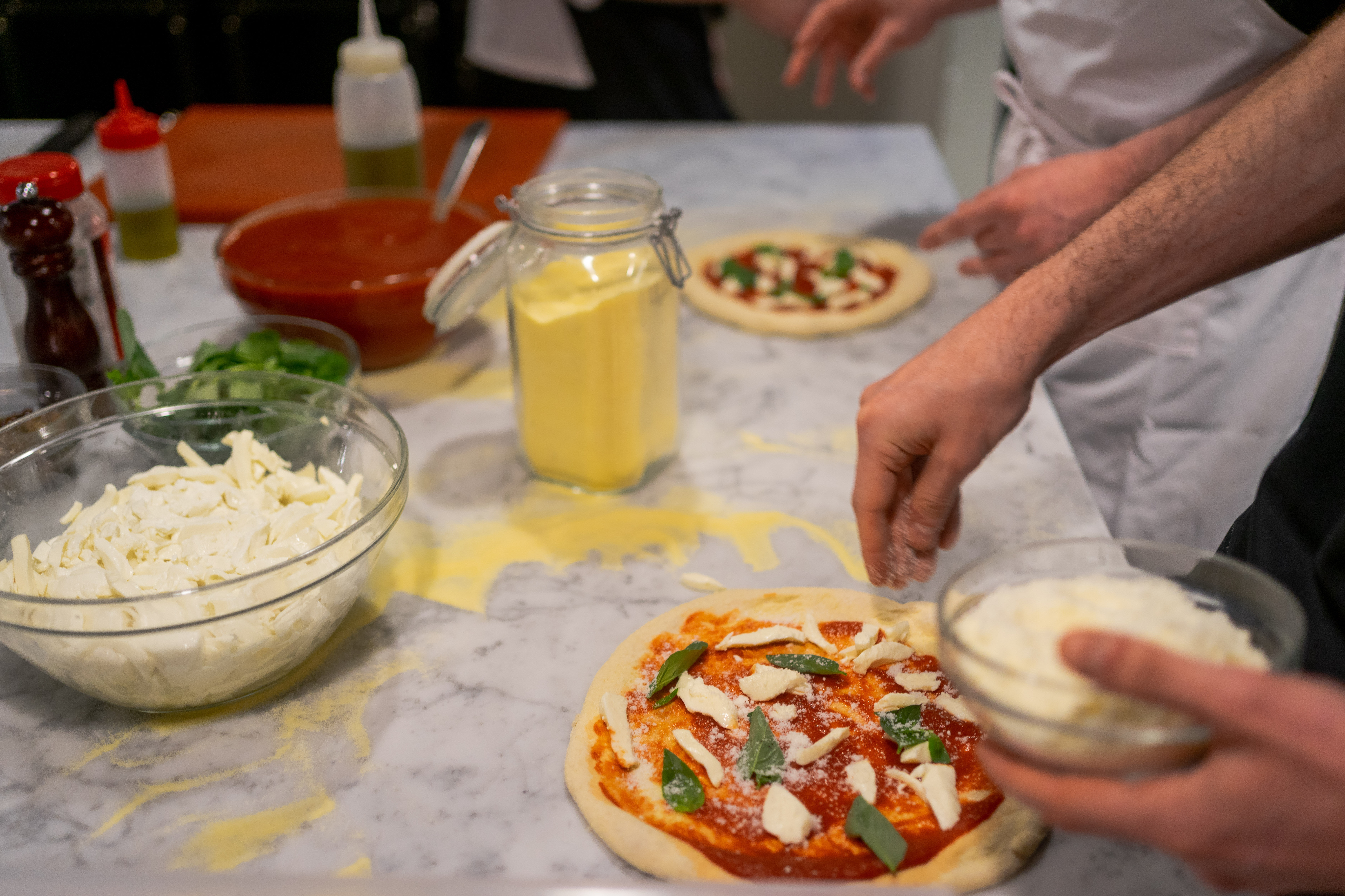 Gelato and Pizza Cooking Class in Milan