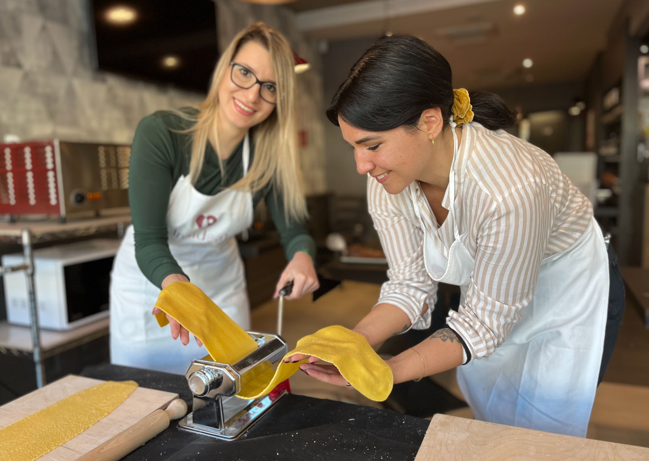 Gelato & Fettuccine Making Class in Rome