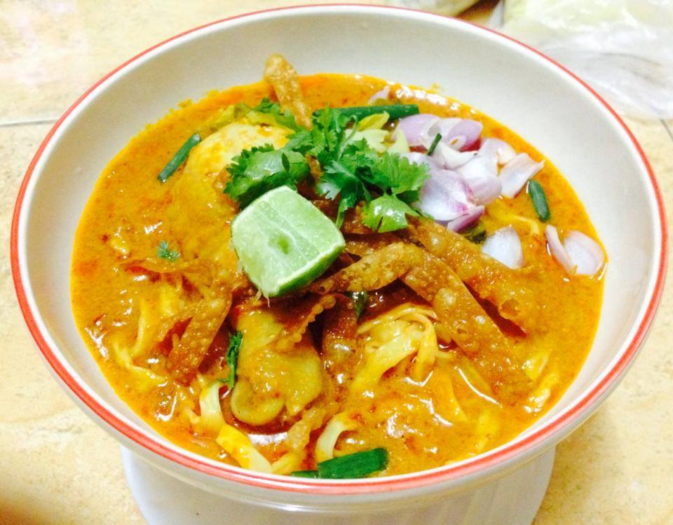 Half-Day Thai Cooking Class and Market Tour