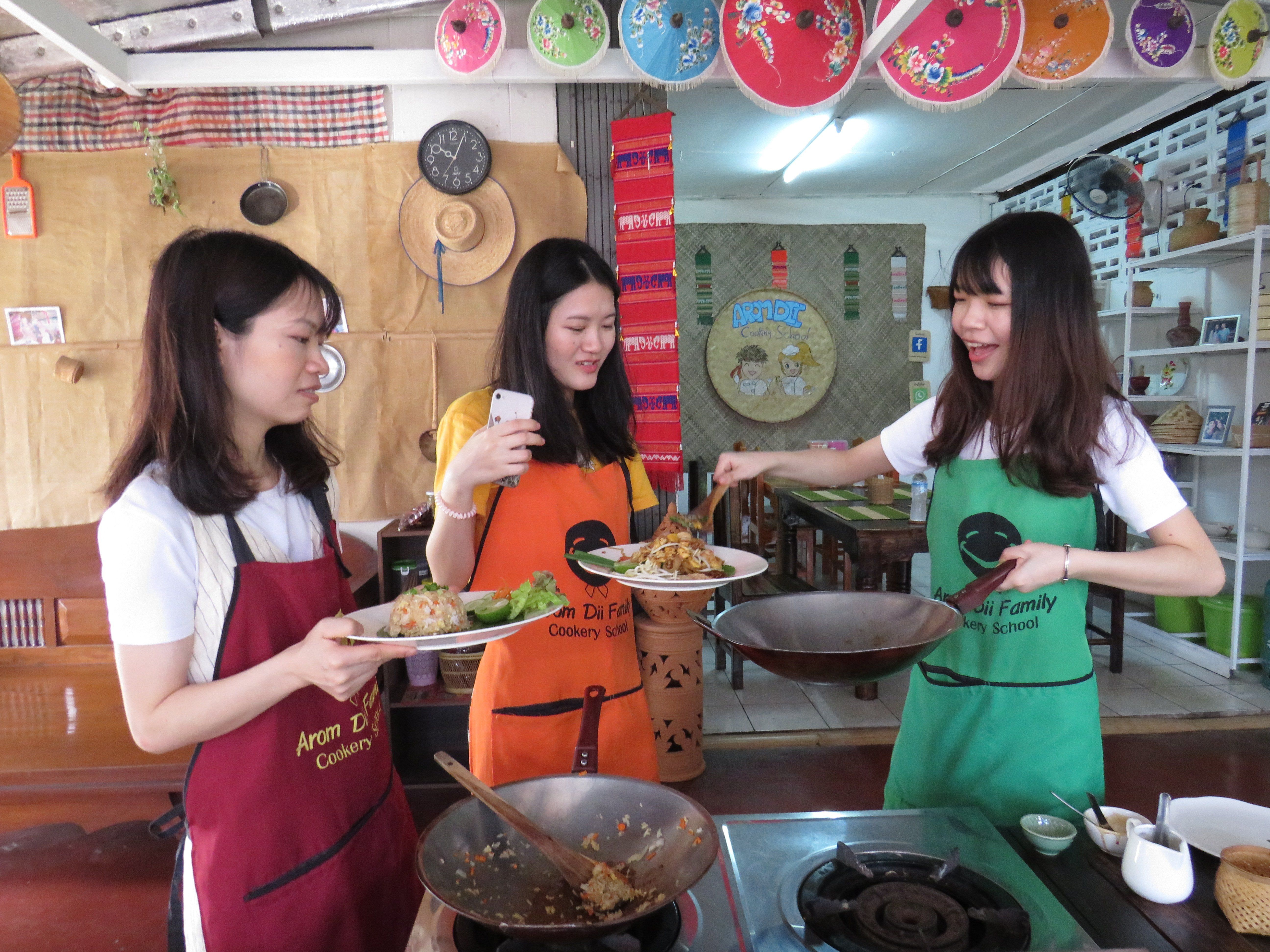 Half-Day Thai Cooking Class and Market Tour