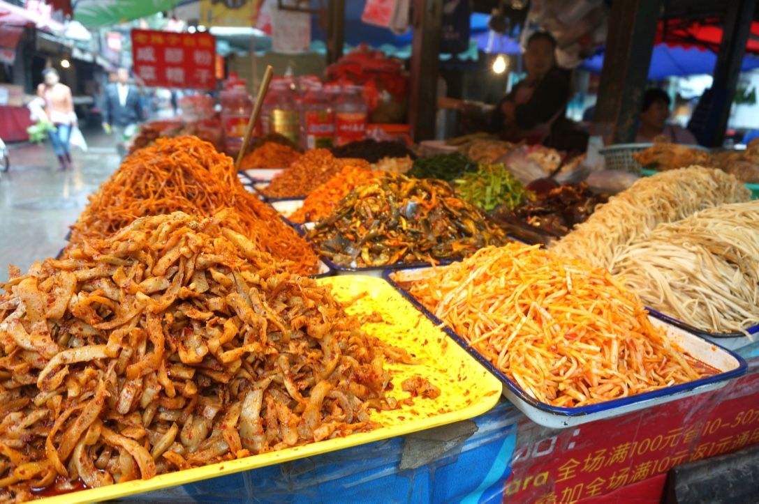 Chilli Cool China: Half-Day Chengdu Courtyard Cooking Class with Local ...