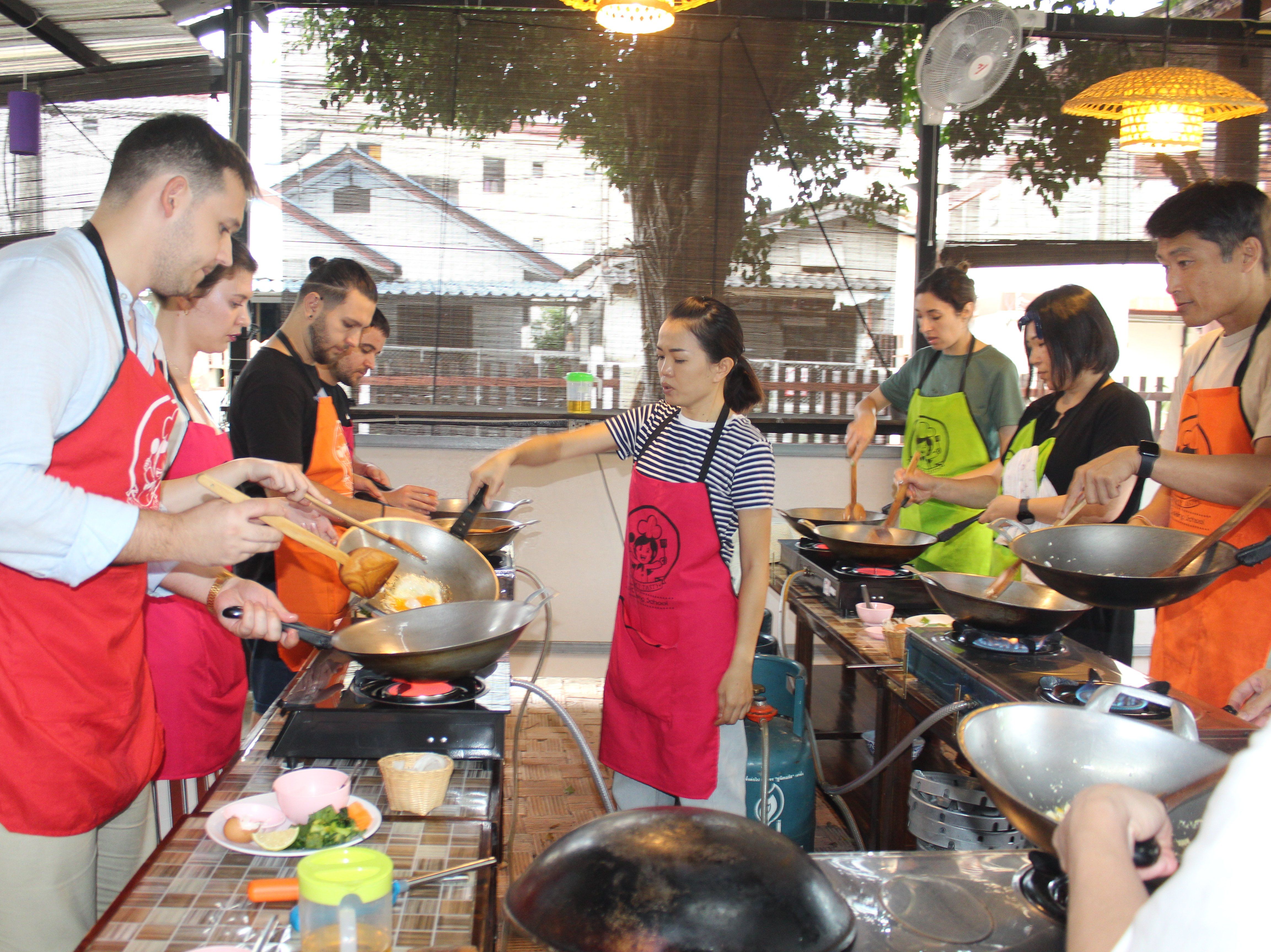 Half day cooking class with Yummy Tasty Thai Cooking School