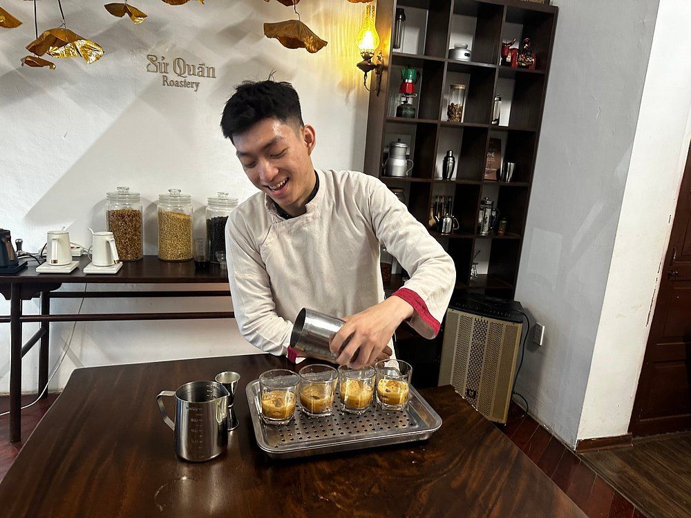 Hanoi: Historical Old Quater and Local Coffee Tour