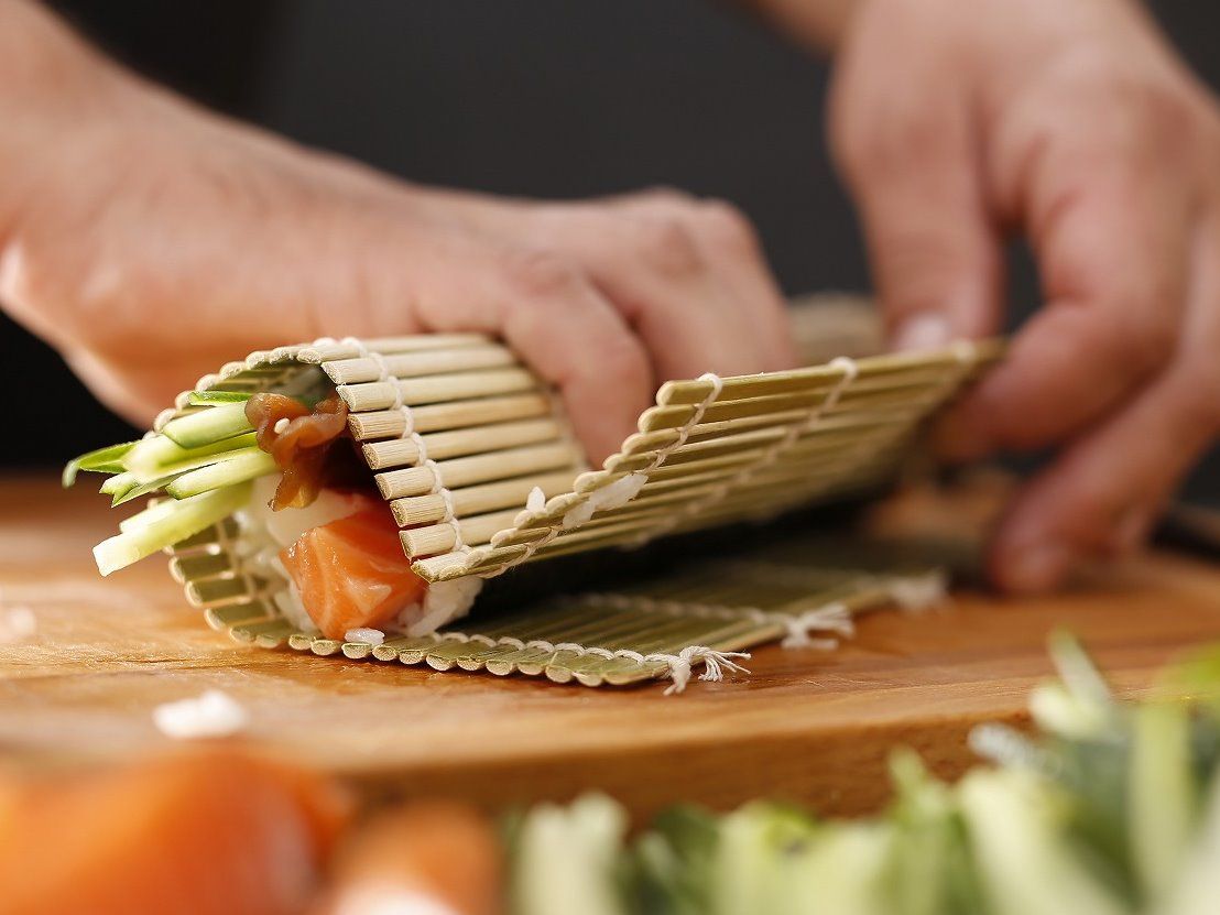 Hands-on Japanese Cooking Class for Intermediate and Advanced in a Restaurant by a Chef