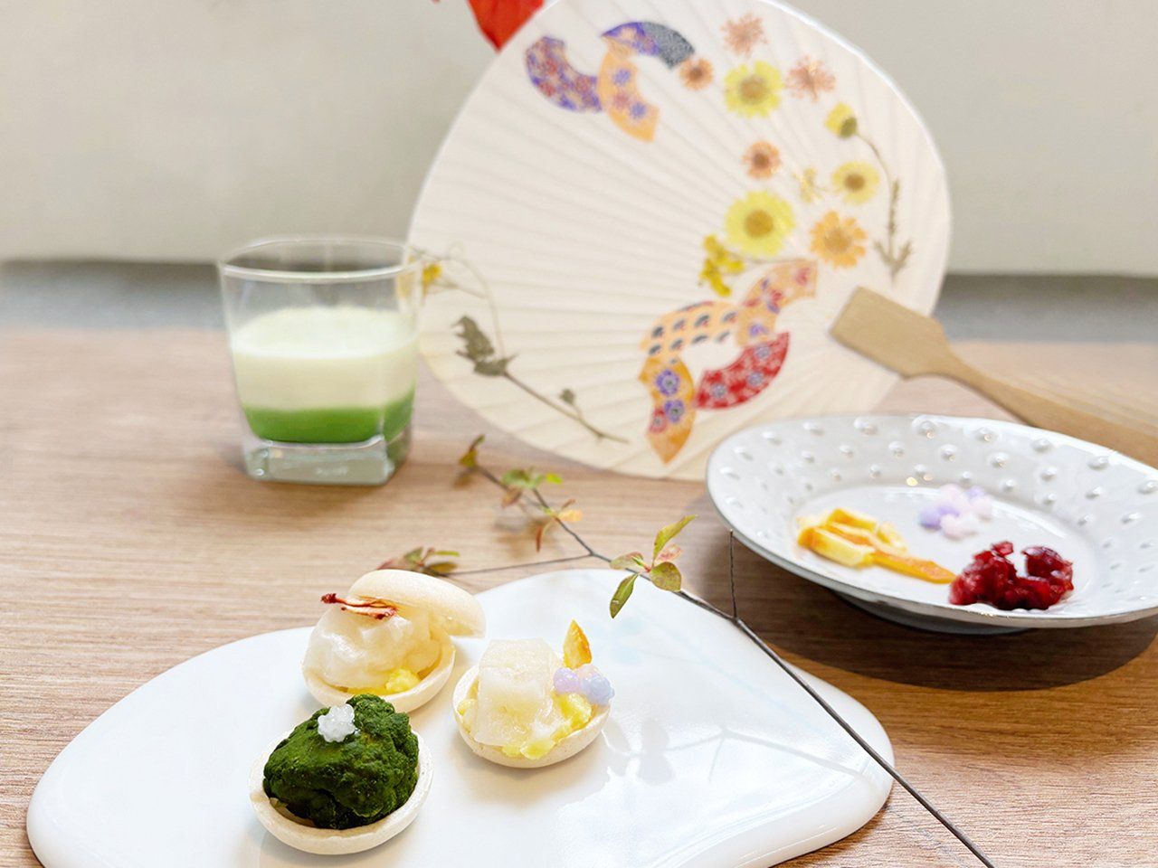 Uchiwa Fan Making with Matcha Latte and Japanese Sweets