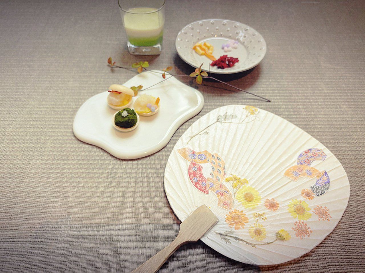 Uchiwa Fan Making with Matcha Latte and Japanese Sweets