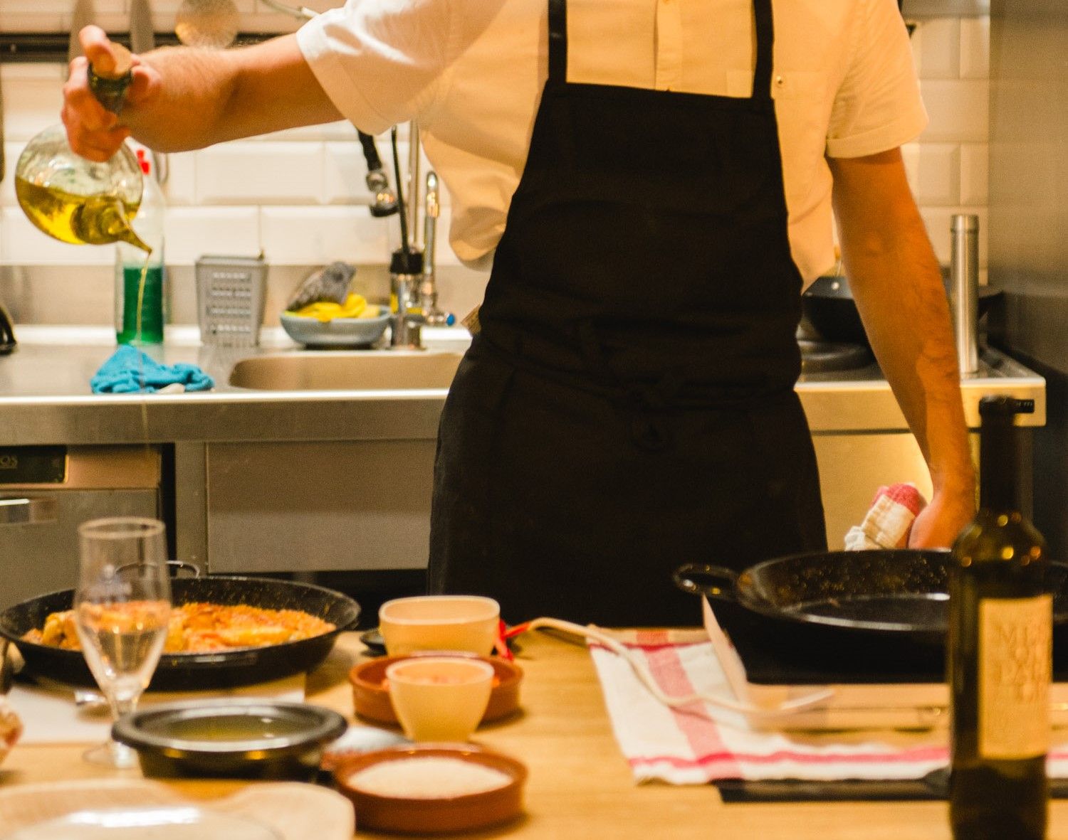 Hands-on Paella Class at The Paella Club Barcelona!