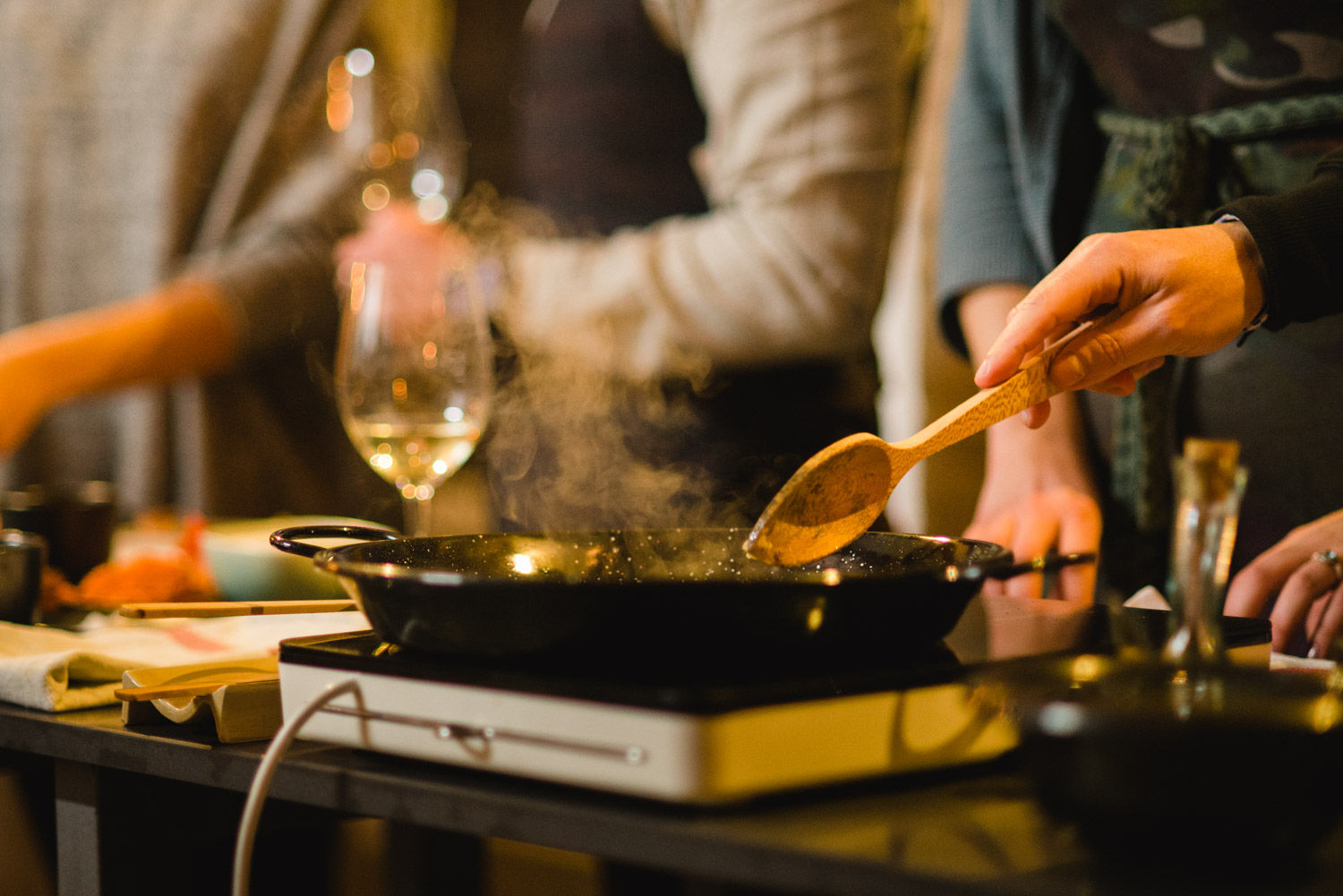 Hands-on Paella Class at The Paella Club Barcelona!