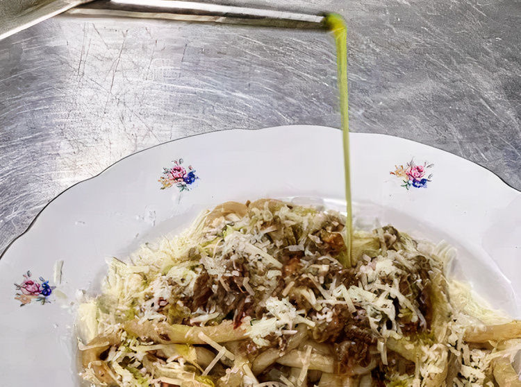 Praktischer Pasta- und Backkurs im Herzen der Toskana
