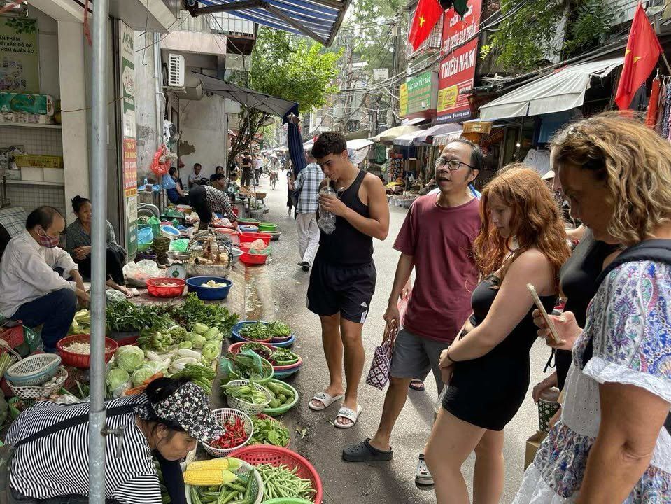 Hanoi: Authentic Vietnamese Cooking Experience in a Private Villa