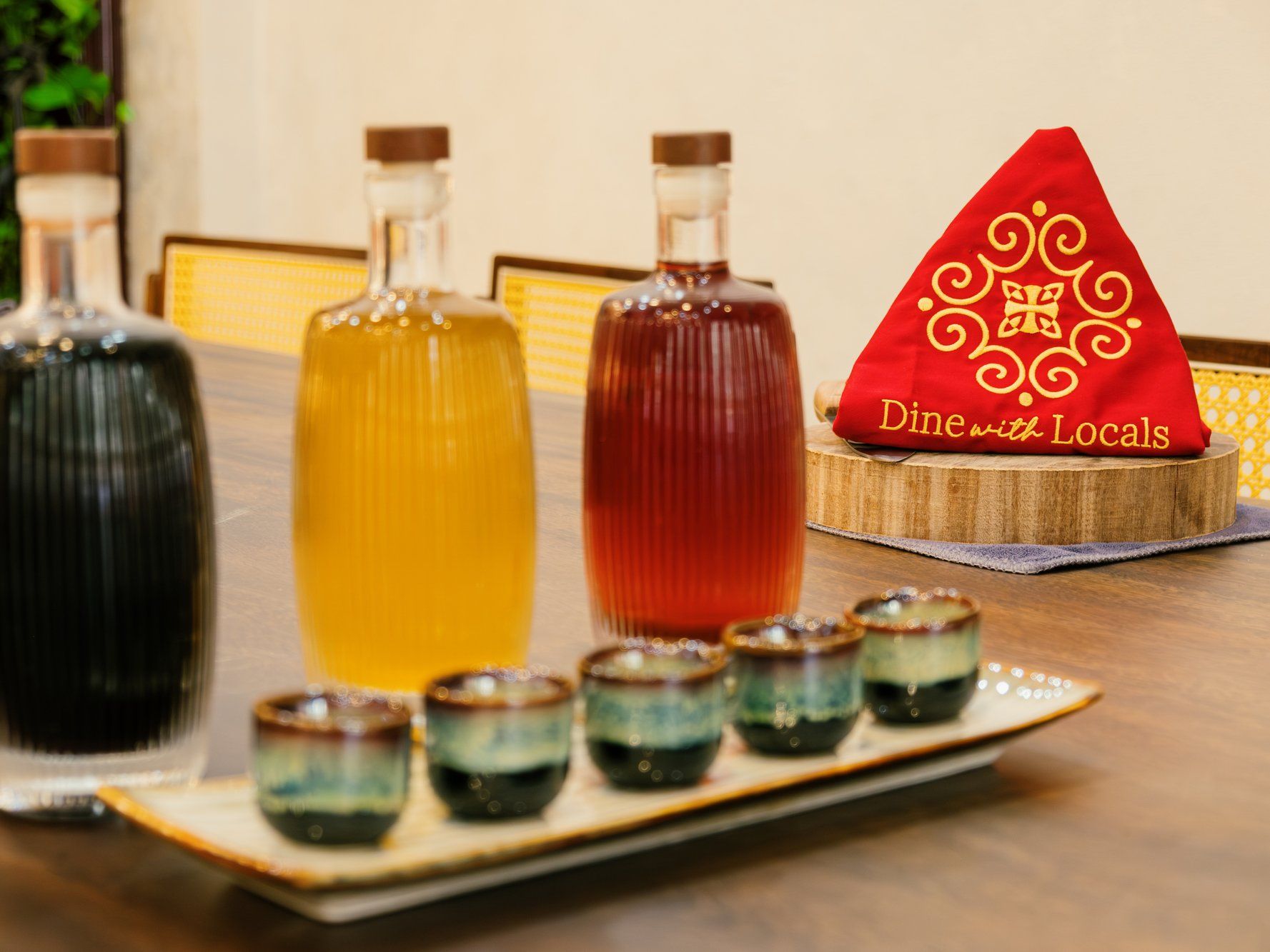 Hanoi Cocktails & Cuisine Experience: Mix, Pair, and Savor