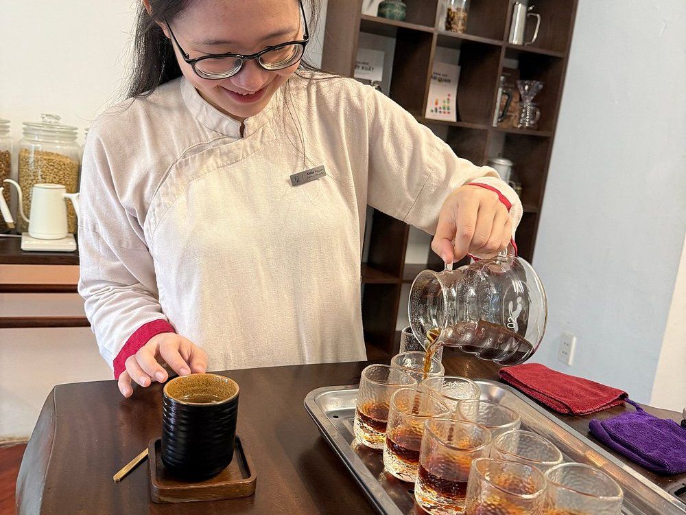 Hanoi: Evening Coffee Workshop, Pho & Flag Ceremony