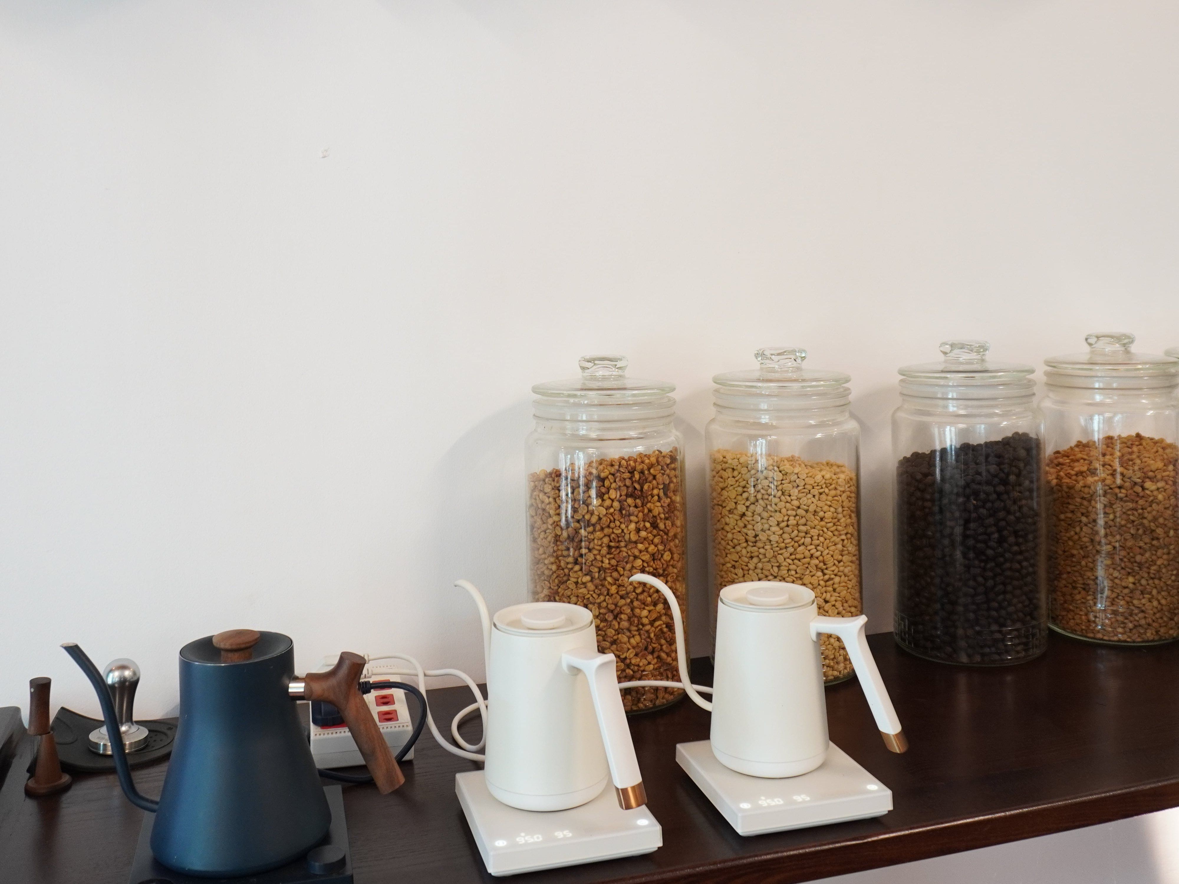 Hanoi: Evening Coffee Workshop, Pho & Flag Ceremony