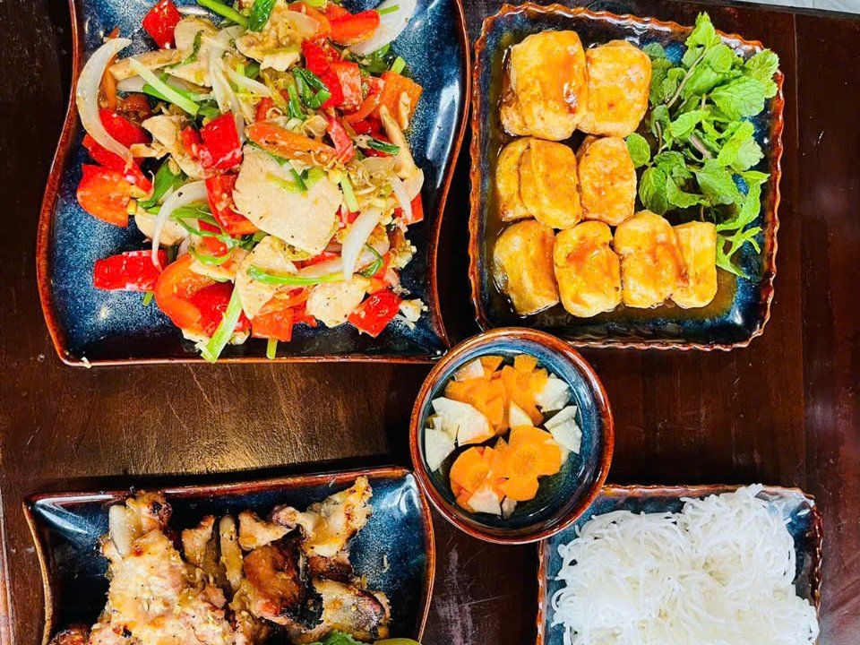 Hanoi Daily Cooking Class with Professional Chef