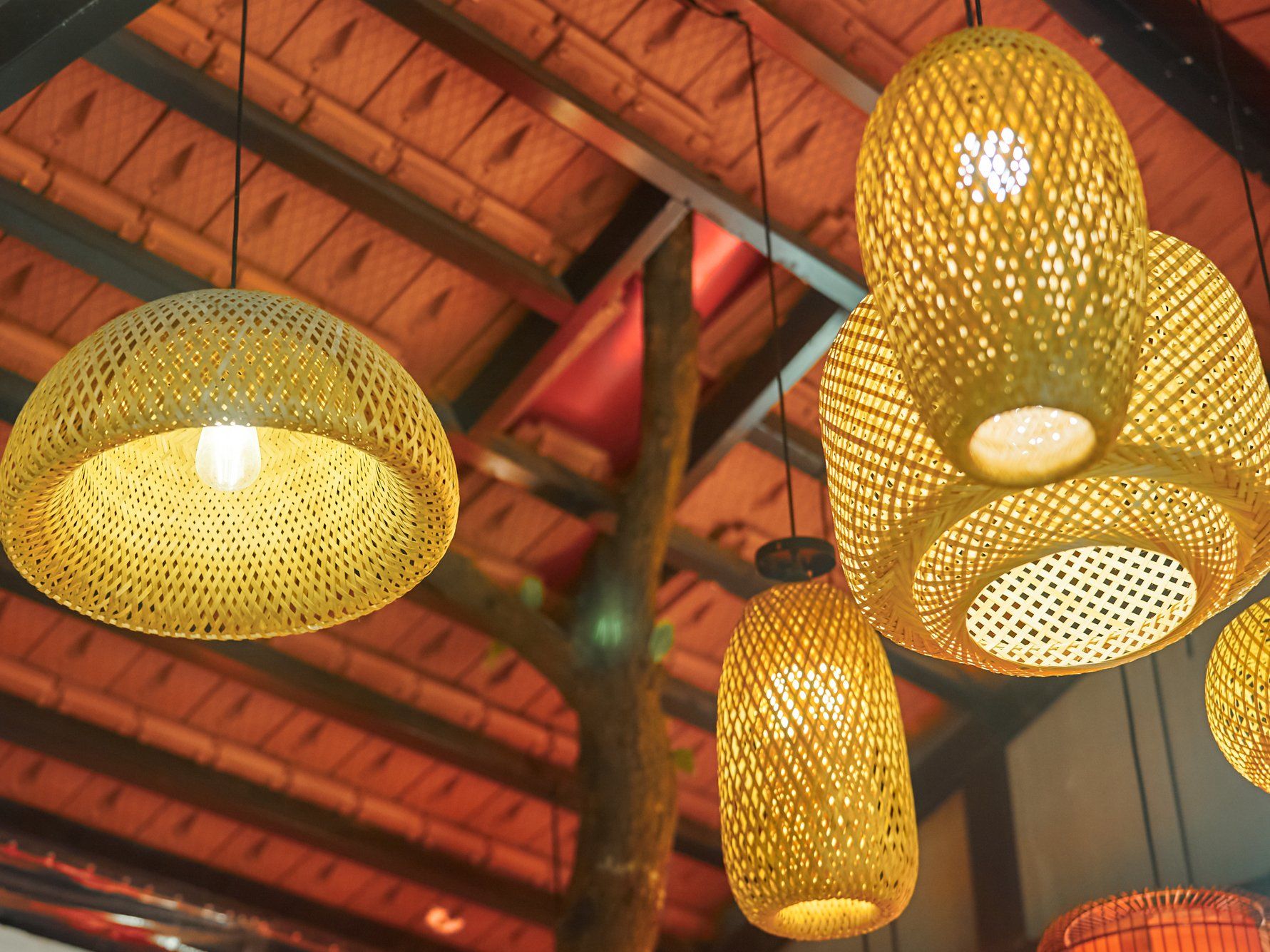 Hanoi by Night: Food, Culture and Flag Ceremony Experience
