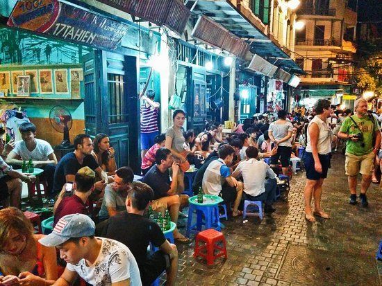 Visite gastronomique privée à pied dans les rues de Hanoï