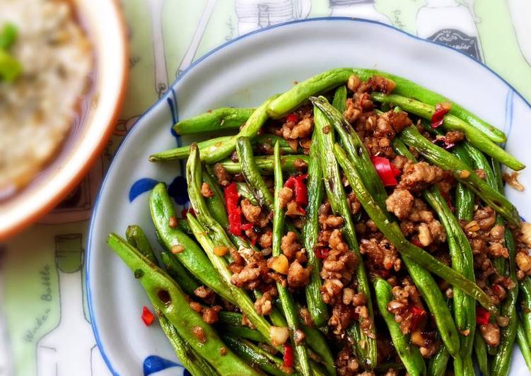 Healthy Sichuan Classic Dish Cooking Class with Market Tour