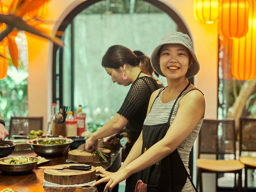 Cook Nem Rán & Bún Chả in Hanoi Garden Villa and Free Egg Coffee