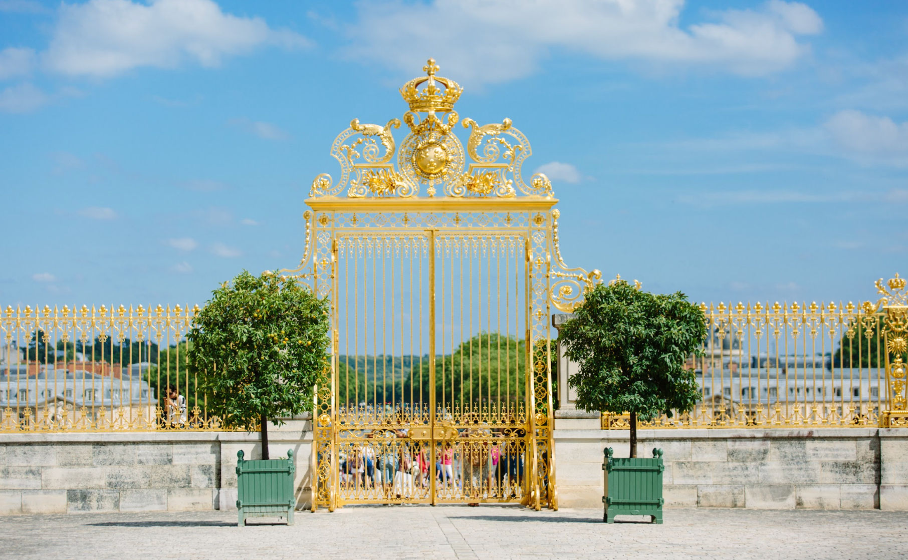 Highlight of Versailles Full Day Bike Tour with Royal Gardens, Queens' Hamlet, & Picnic Stop