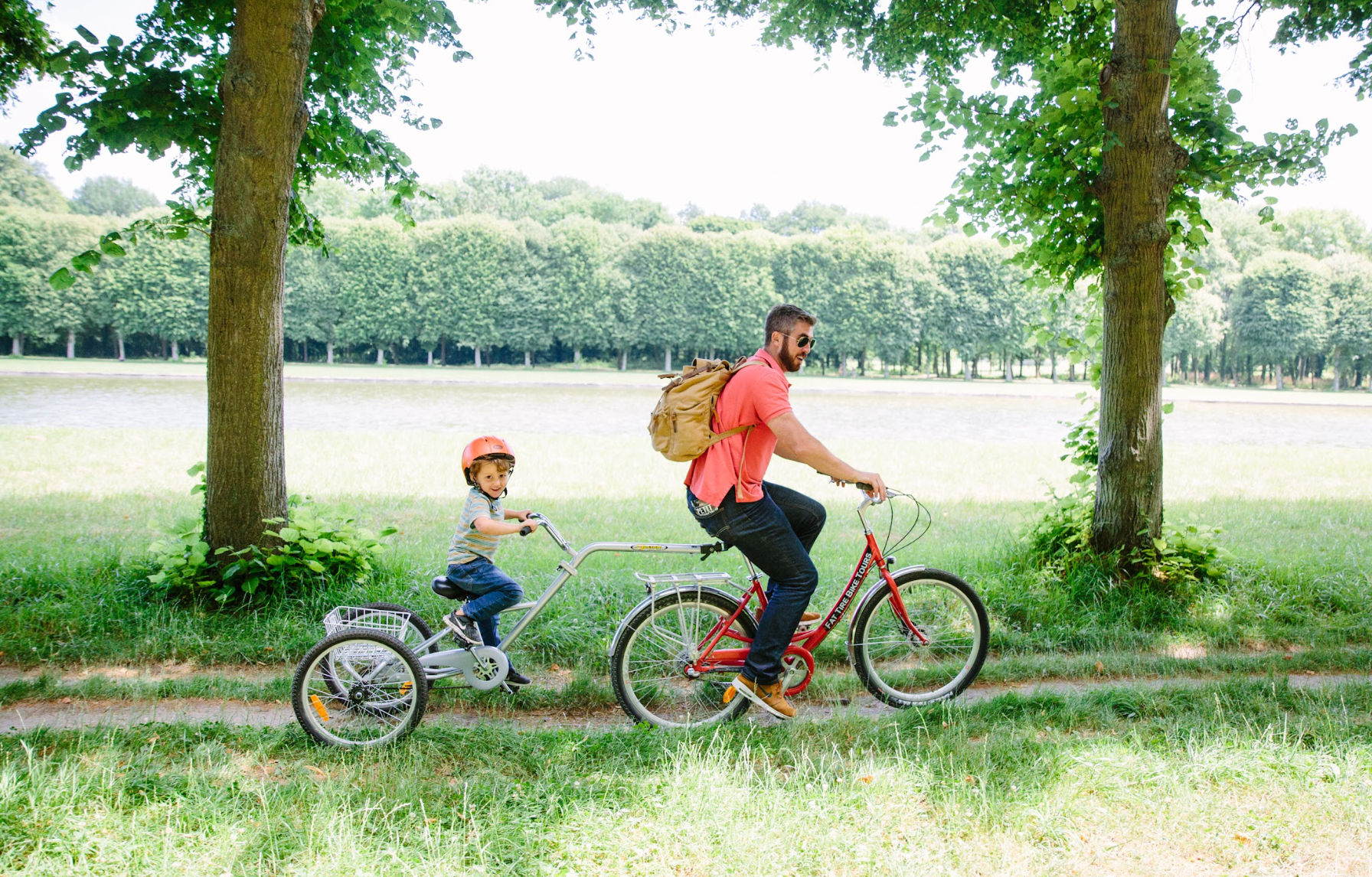 Highlight of Versailles Full Day Bike Tour with Royal Gardens, Queens' Hamlet, & Picnic Stop