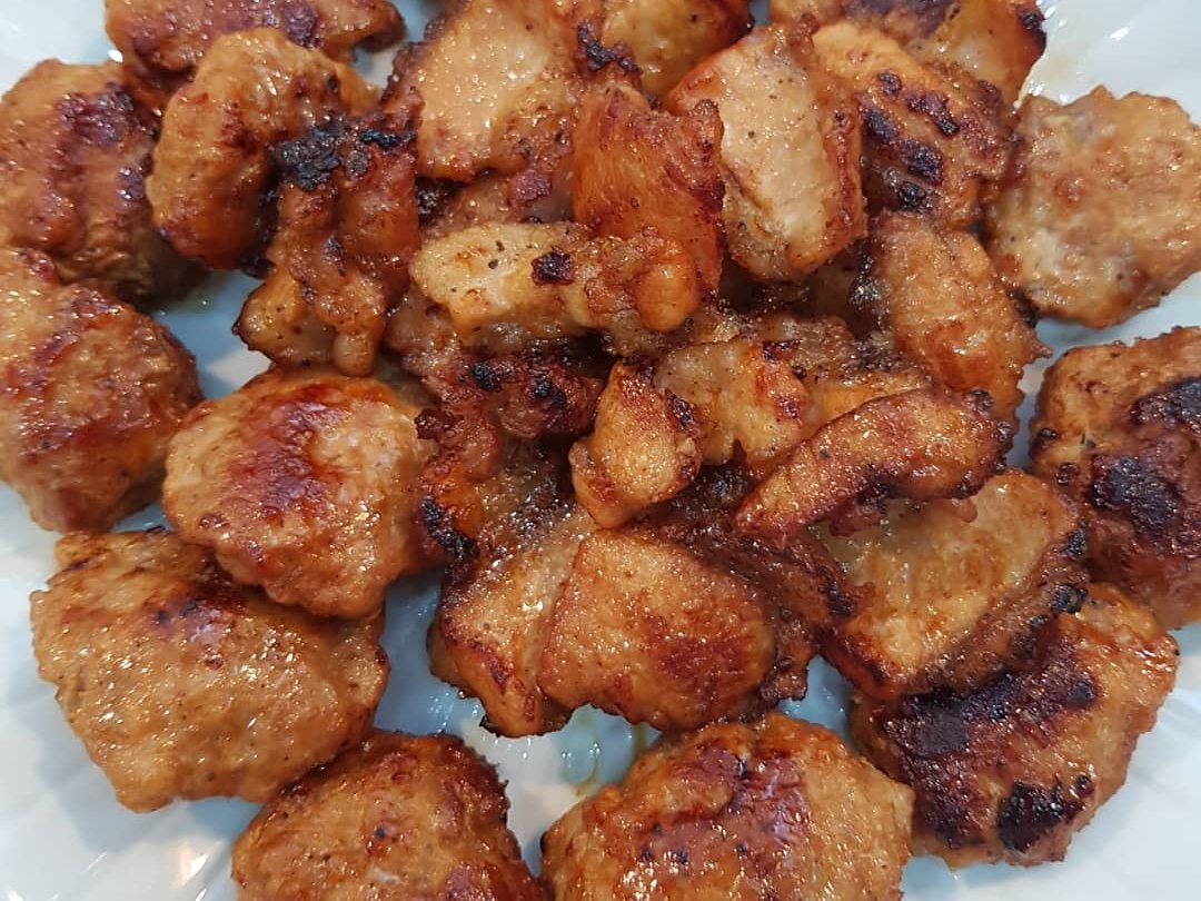 Hoang's Cooking Class with Local Market Tour