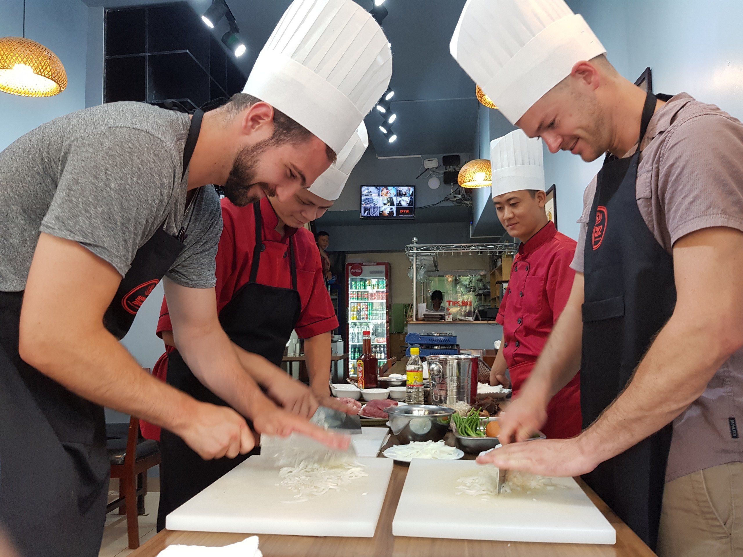 Hoang's Cooking Class with Local Market Tour