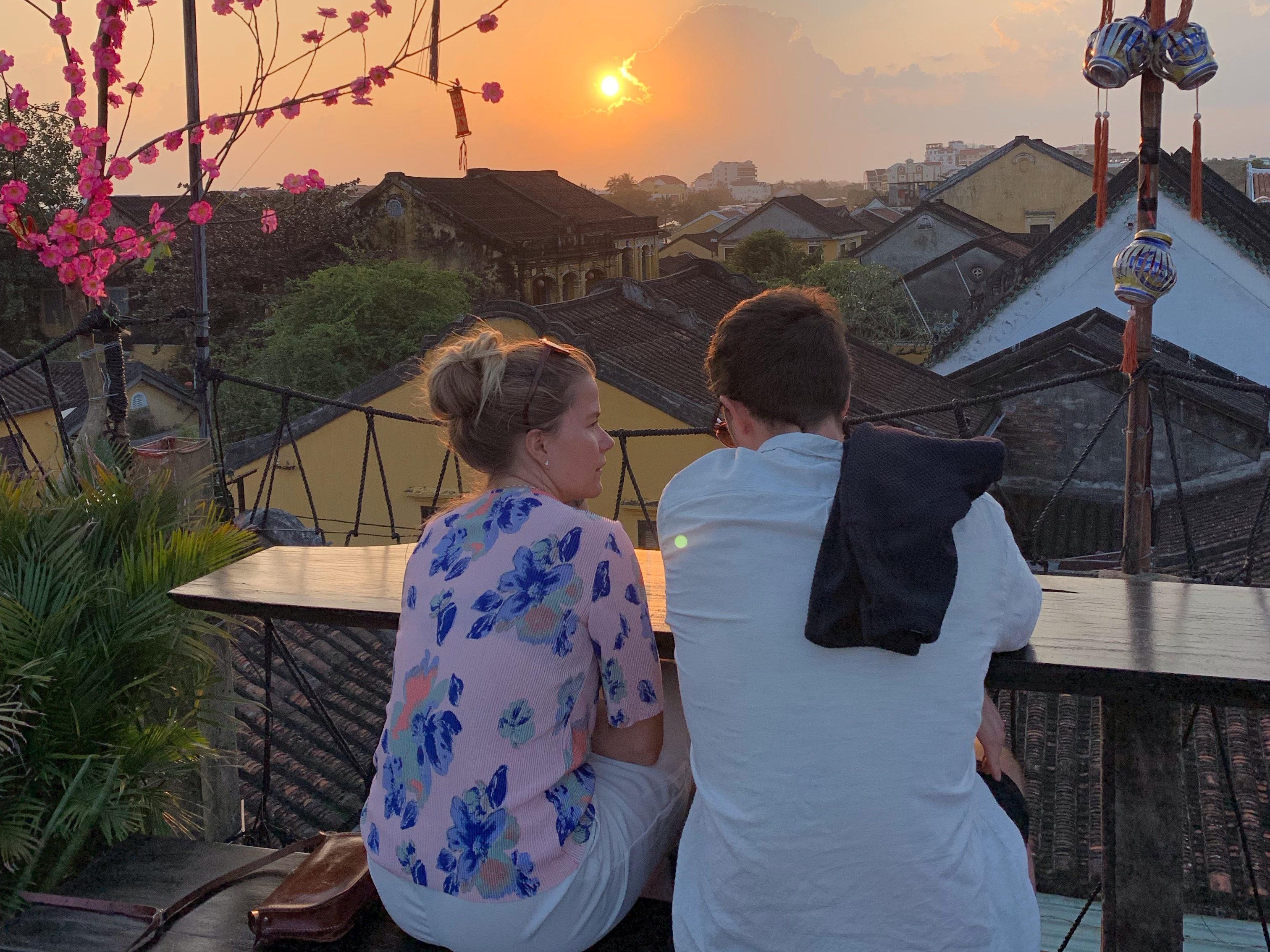 Hoi An Night Tour (Includes Home-Cooked Meal, Boat Trip and Foot Massage)