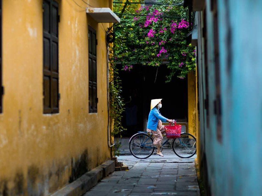 Hoi An City Exploration with Food Tour Experience