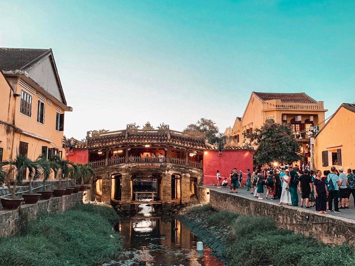 Hoi An City Exploration with Food Tour Experience