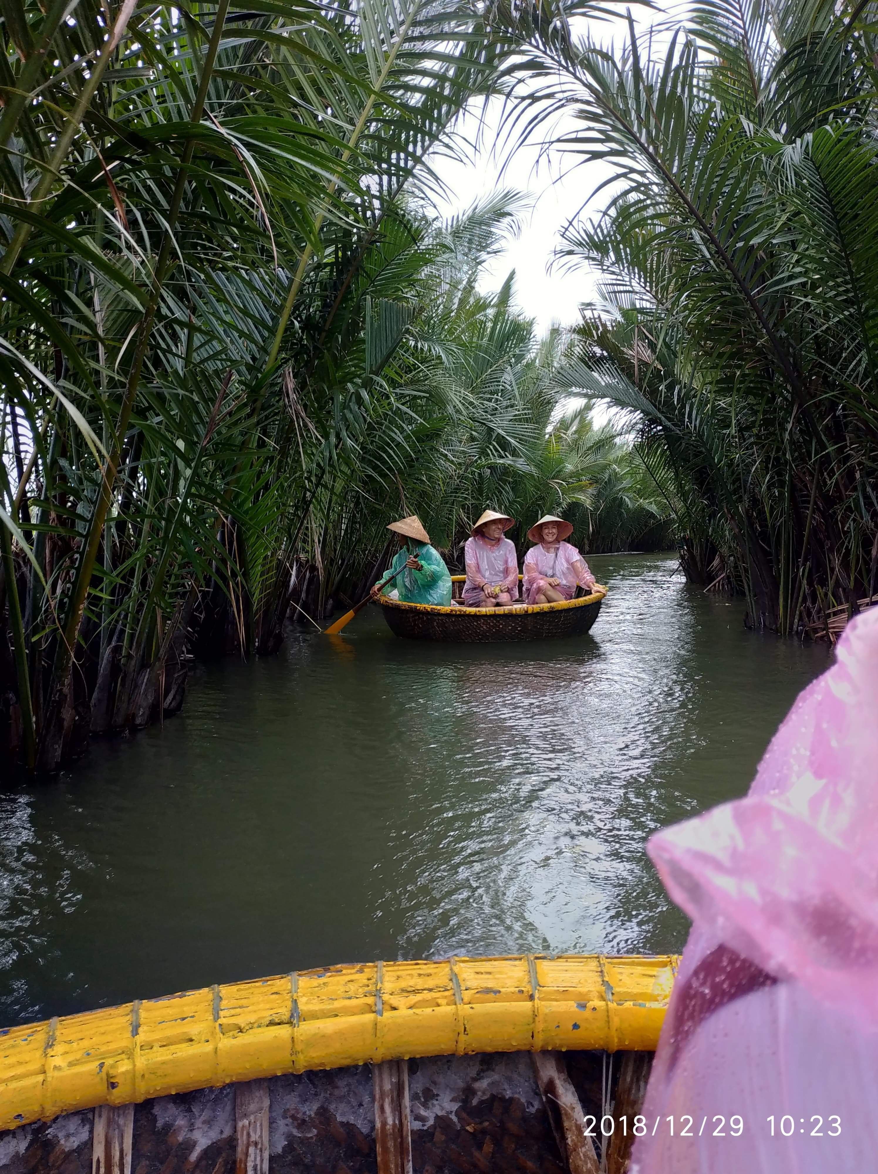 Sabirama Hoian Cooking Class, Market Tour and Boat Trip
