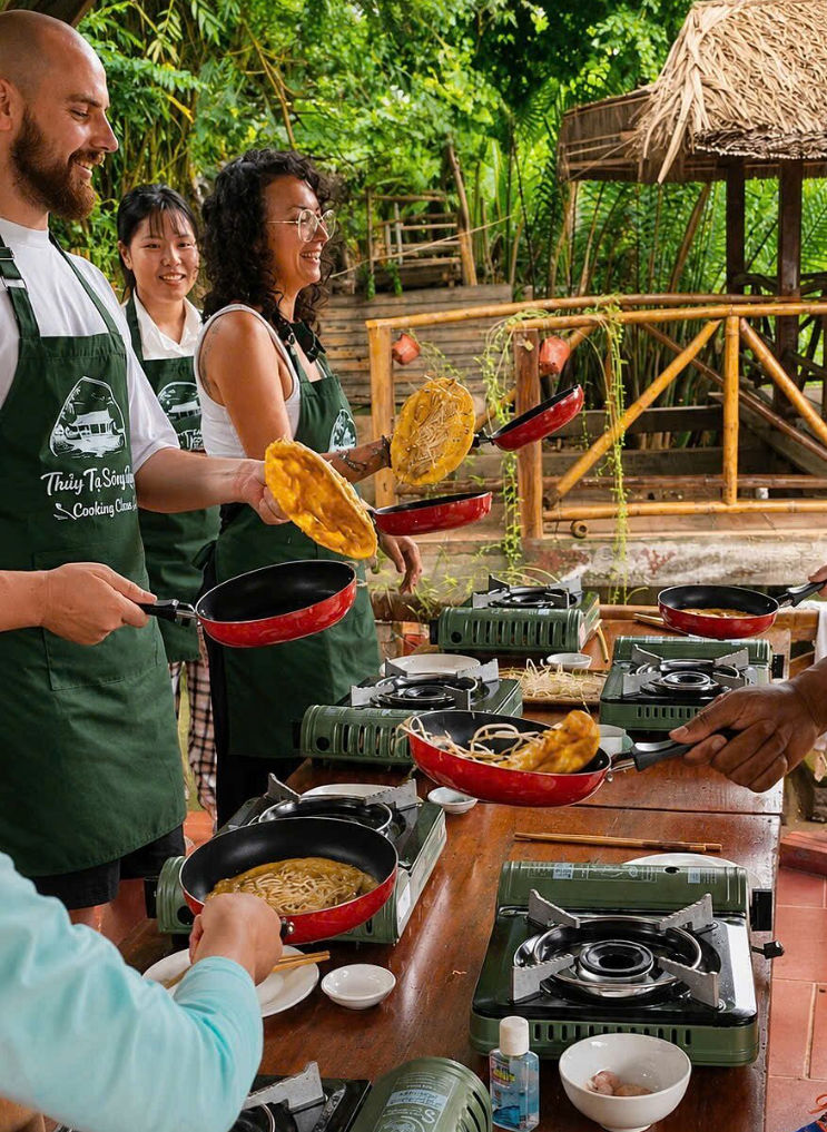 Hoi An Cooking Class, Local Market Tour & Vietnamese Coffee Experience