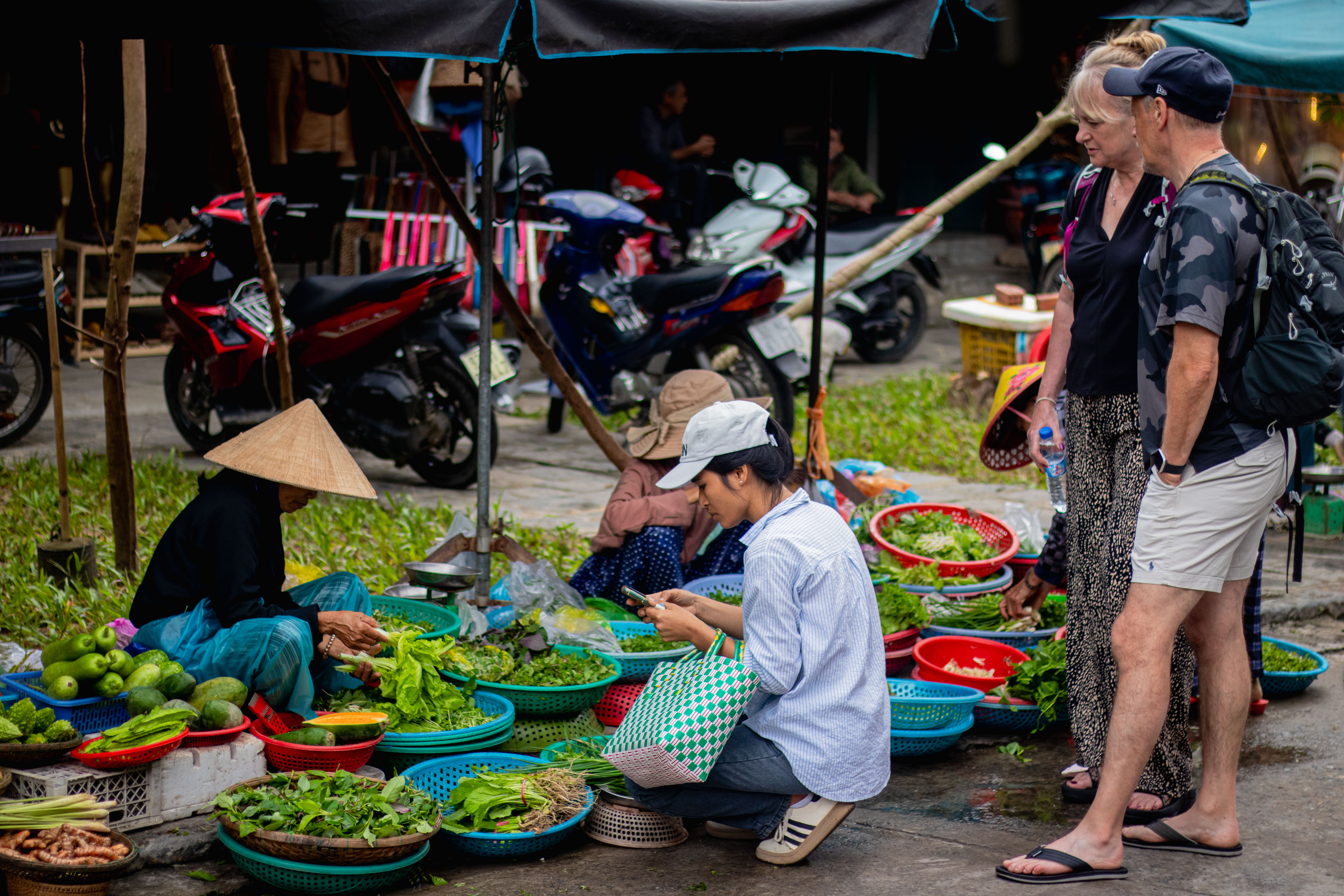 Hoi An Cooking Class with Market Tour and Basket Boat Experience