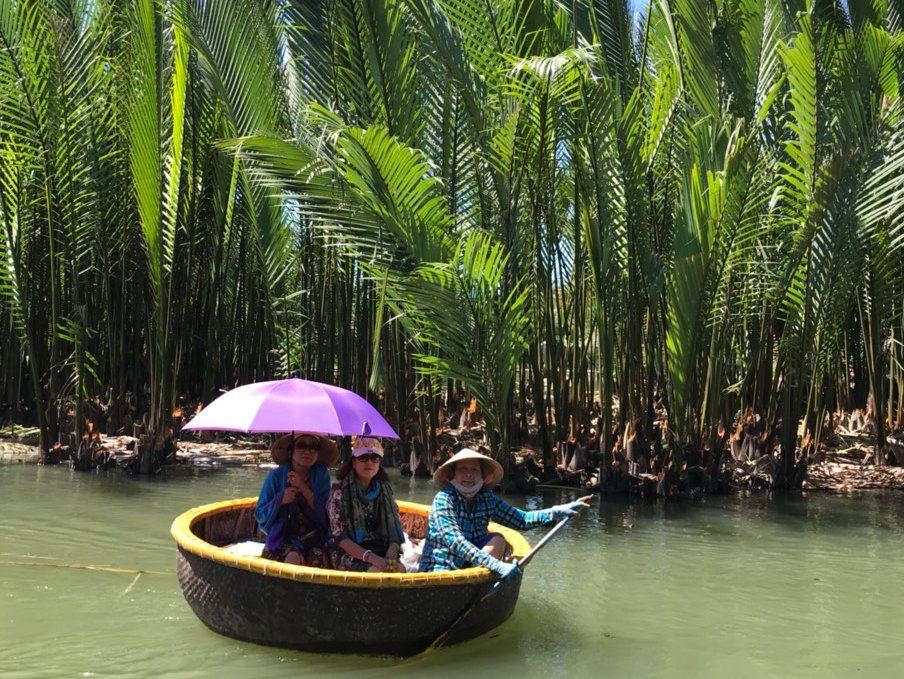 River Cruise and Cooking Class in Cam Tranh Fishing Village